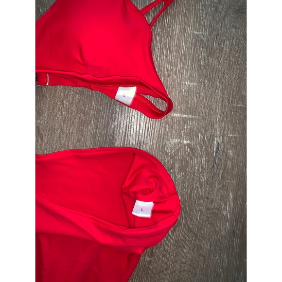 Red Bikini - Picture 2 of 3